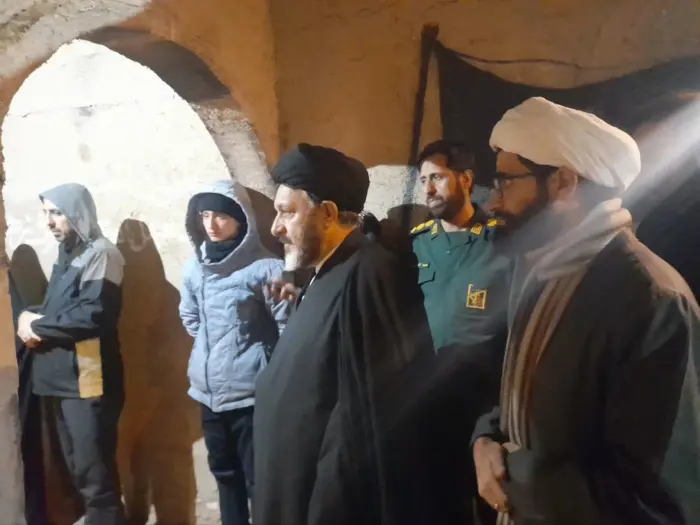 پنجمین سوگواره تجسّمی چادرِخاکی در قم، به ایستگاه آخر رسید هفتم